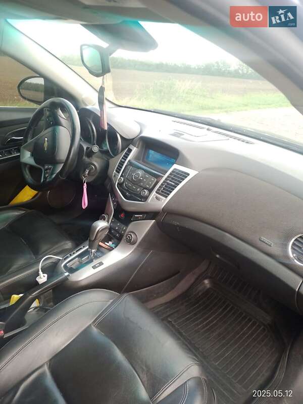Седан Chevrolet Cruze 2011 в Гайвороне фото 10 Седан Chevrolet Cruze 2011 в Гайвороне