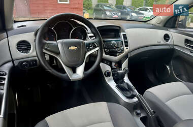 Седан Chevrolet Cruze 2009 в 