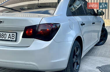 Седан Chevrolet Cruze 2010 в 