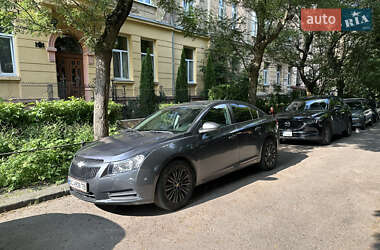 Седан Chevrolet Cruze 2012 в Львові