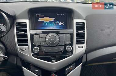 Седан Chevrolet Cruze 2015 в 