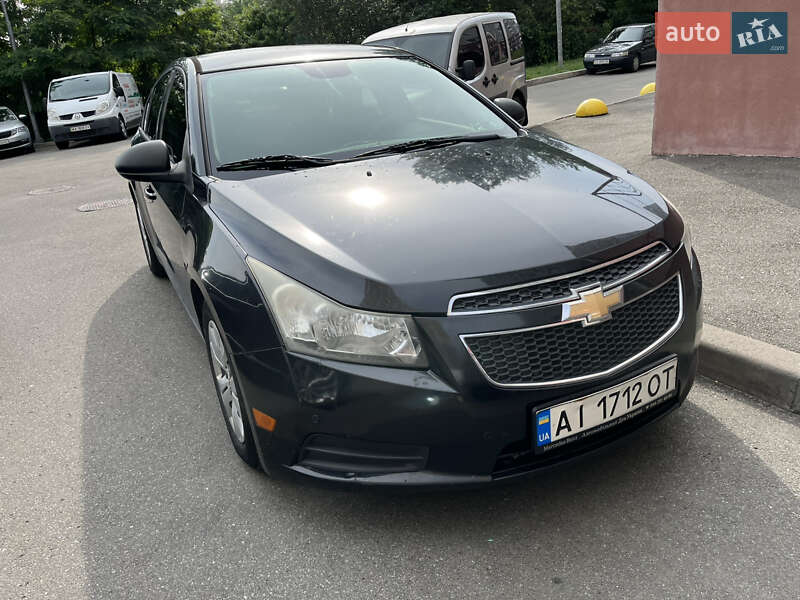 Седан Chevrolet Cruze 2013 в Киеве