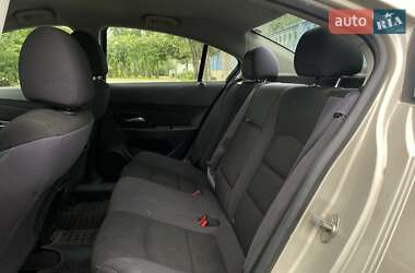 Седан Chevrolet Cruze 2013 в 