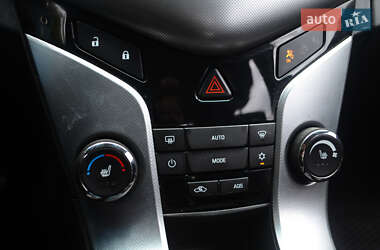 Седан Chevrolet Cruze 2011 в 