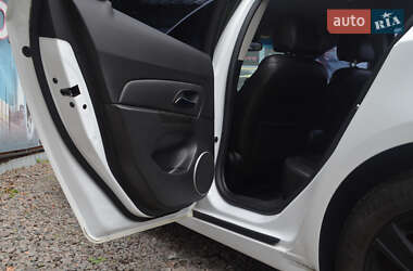 Седан Chevrolet Cruze 2011 в 