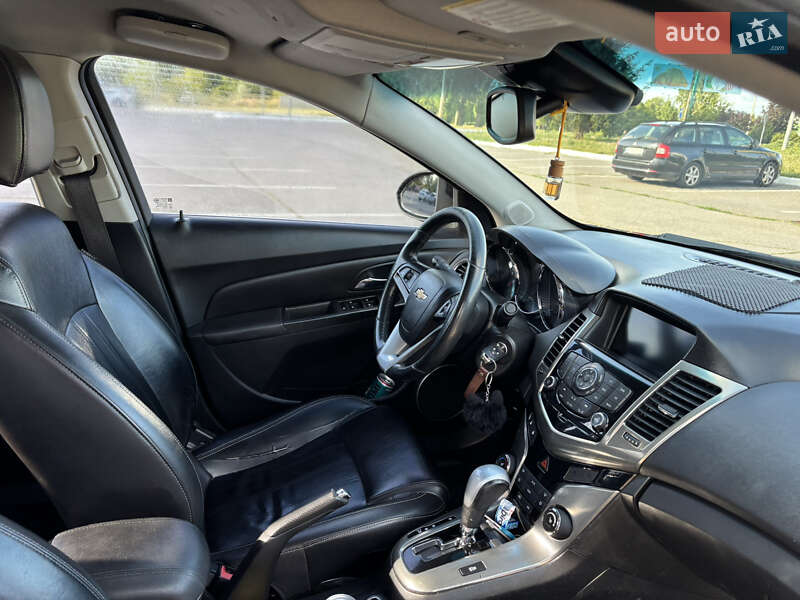 Седан Chevrolet Cruze 2012 в Кременчуге
