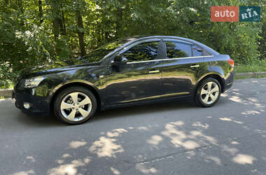 Седан Chevrolet Cruze 2009 в Виннице