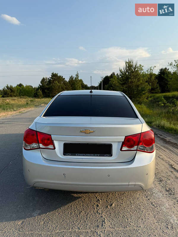 Седан Chevrolet Cruze 2014 в Славуте