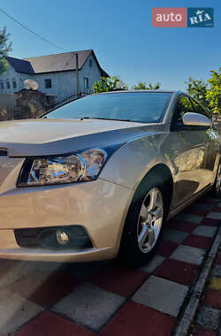 Седан Chevrolet Cruze 2011 в 
