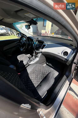 Седан Chevrolet Cruze 2011 в 