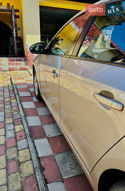 Седан Chevrolet Cruze 2011 в 