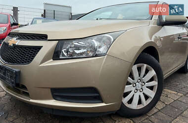 Седан Chevrolet Cruze 2012 в Чернігові