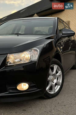 Седан Chevrolet Cruze 2010 в 