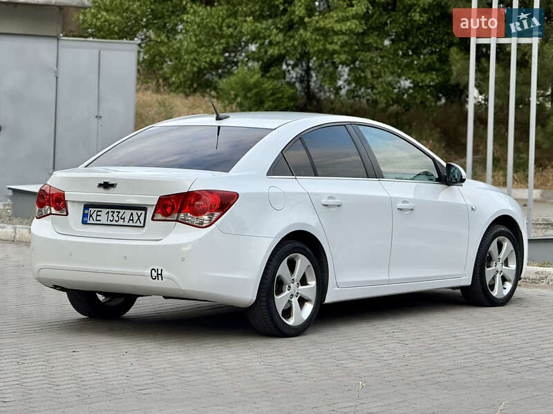 Седан Chevrolet Cruze 2010 в Дніпрі