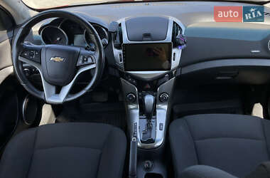 Хэтчбек Chevrolet Cruze 2014 в 