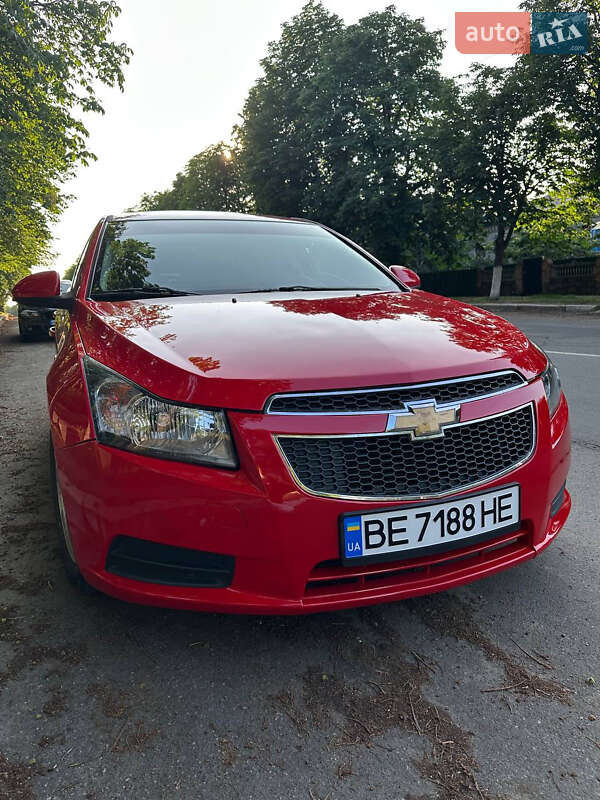 Седан Chevrolet Cruze 2014 в Первомайську