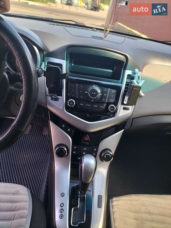 Седан Chevrolet Cruze 2010 в Одессе