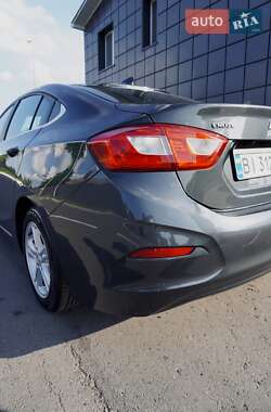 Седан Chevrolet Cruze 2018 в Киеве