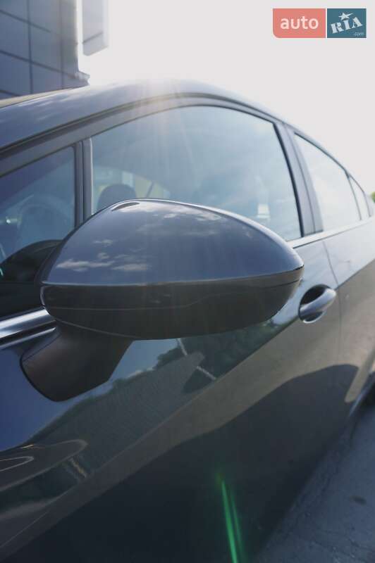 Седан Chevrolet Cruze 2018 в Лохвице