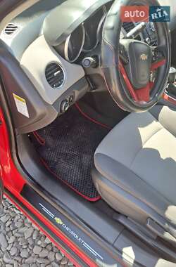 Седан Chevrolet Cruze 2009 в Ганичах