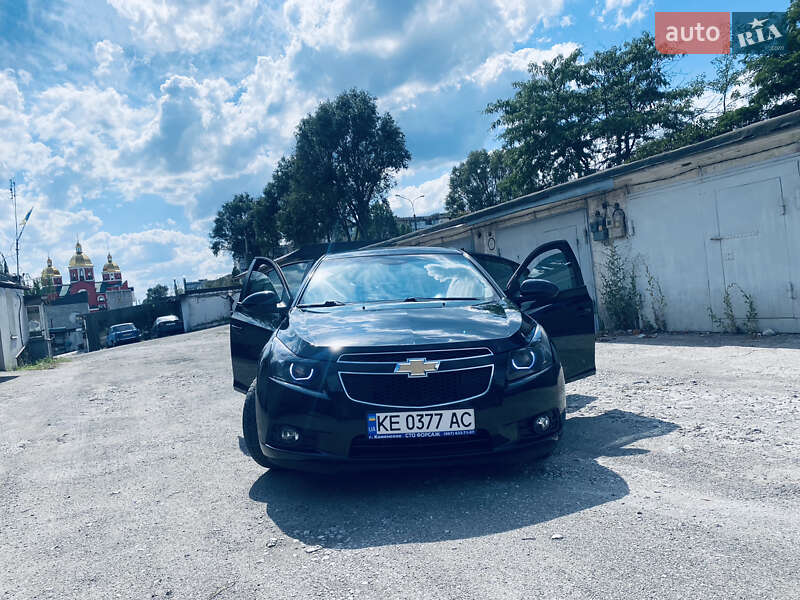 Седан Chevrolet Cruze 2011 в Кам'янському