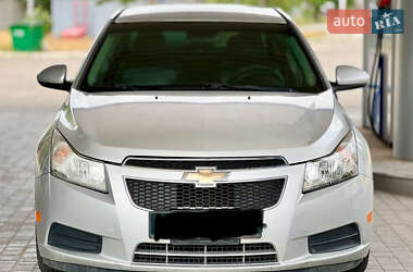 Седан Chevrolet Cruze 2013 в Вознесенську