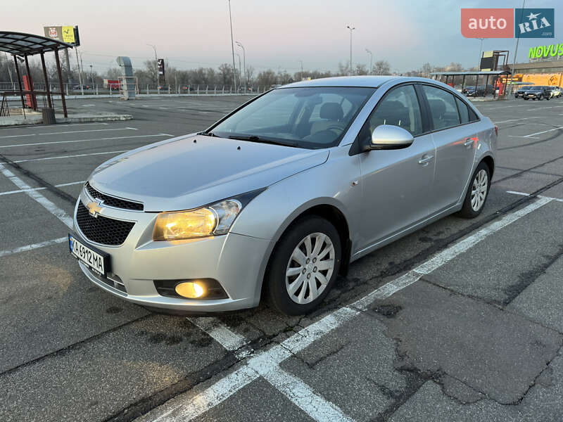 Chevrolet Cruze 2011