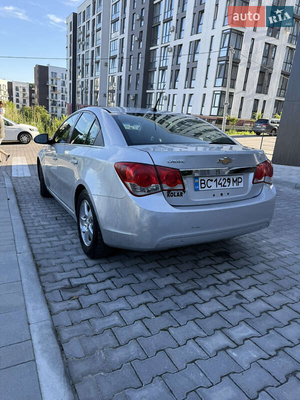 Chevrolet Cruze 2013