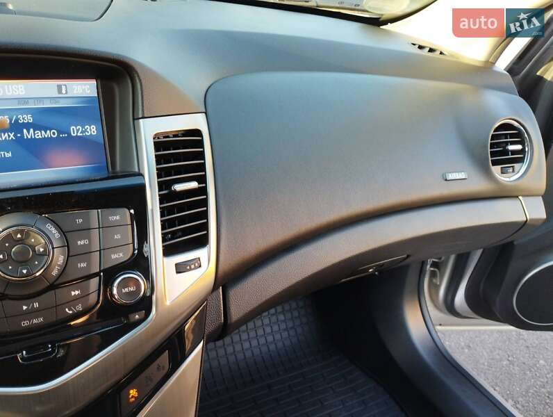 Универсал Chevrolet Cruze 2012 в Сарнах