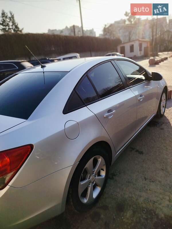 Седан Chevrolet Cruze 2012 в Вінниці