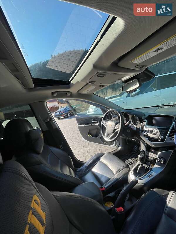Седан Chevrolet Cruze 2014 в Міжгір'ї