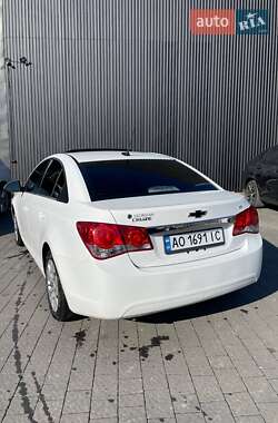 Седан Chevrolet Cruze 2014 в 