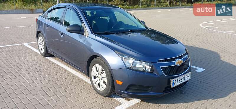 Седан Chevrolet Cruze 2014 в Сумах