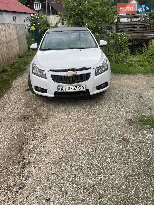 Седан Chevrolet Cruze 2011 в Рахове