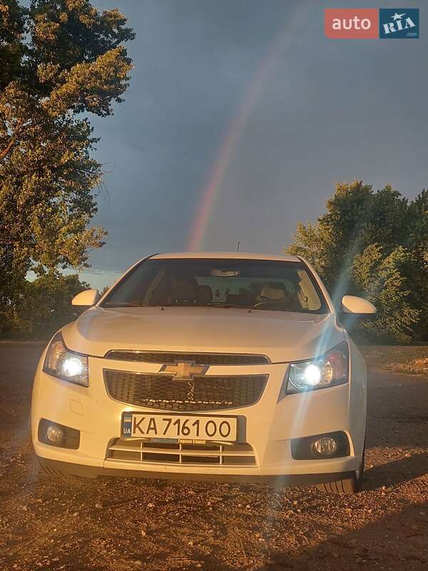 Седан Chevrolet Cruze 2010 в Броварах
