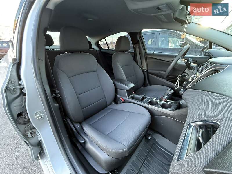 Седан Chevrolet Cruze 2018 в Киеве