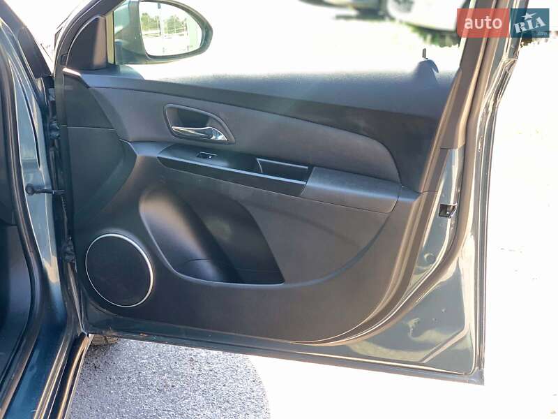 Седан Chevrolet Cruze 2011 в Вінниці