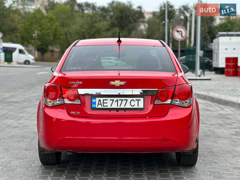 Седан Chevrolet Cruze 2013 в Дніпрі