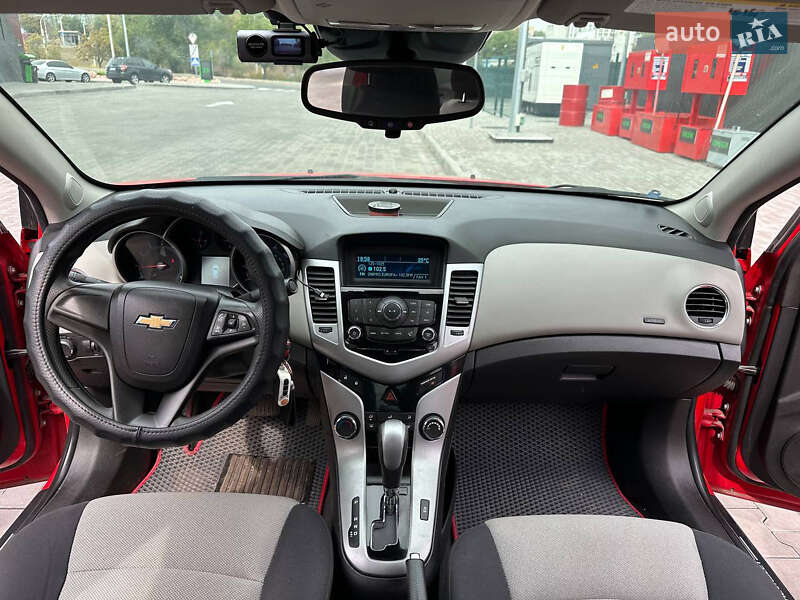 Седан Chevrolet Cruze 2013 в Дніпрі