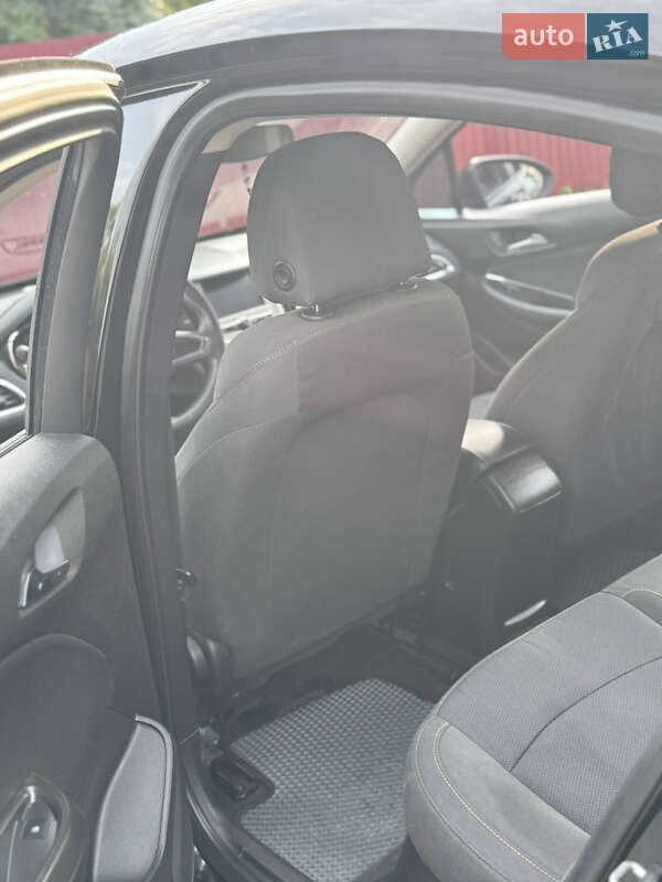 Седан Chevrolet Cruze 2017 в Львове фото 15 Седан Chevrolet Cruze 2017 в Львове
