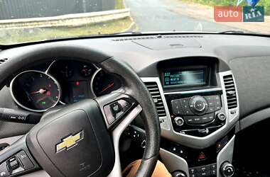Седан Chevrolet Cruze 2012 в Львові
