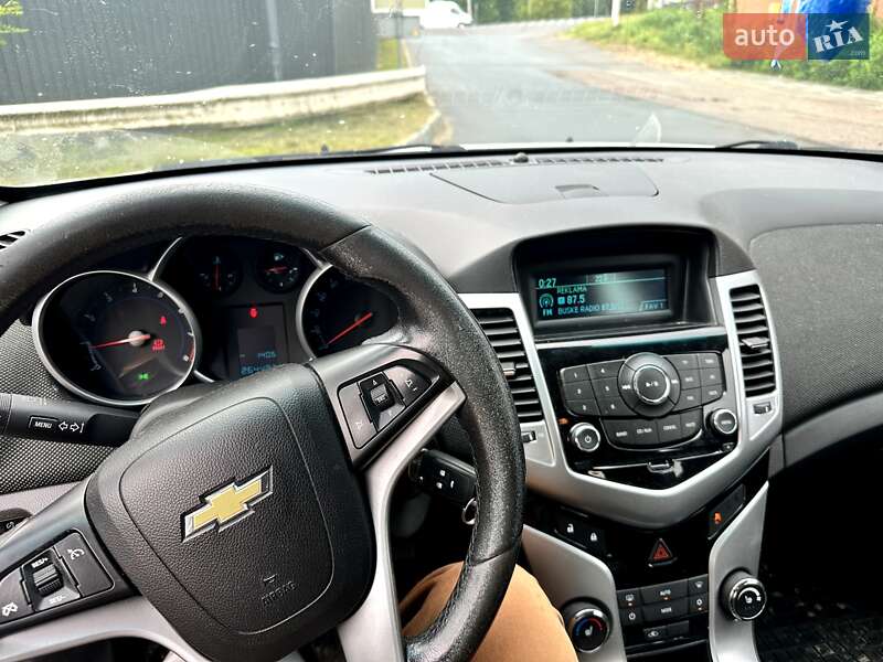 Седан Chevrolet Cruze 2012 в Львові фото 20 Седан Chevrolet Cruze 2012 в Львові