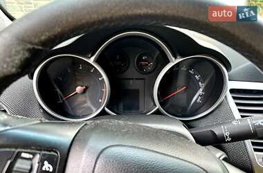Седан Chevrolet Cruze 2012 в Львові