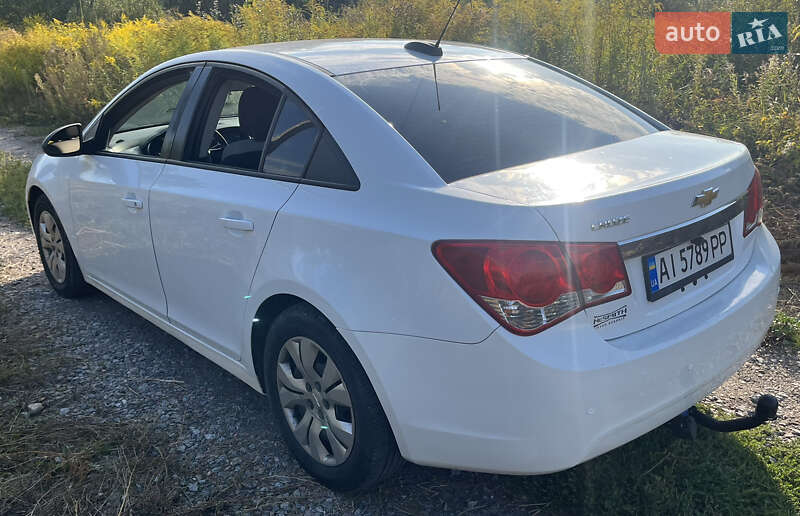 Седан Chevrolet Cruze 2015 в Борисполе