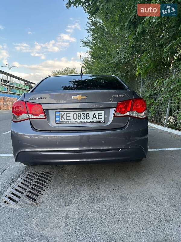 Седан Chevrolet Cruze 2014 в Дніпрі