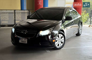 Седан Chevrolet Cruze 2015 в Києві