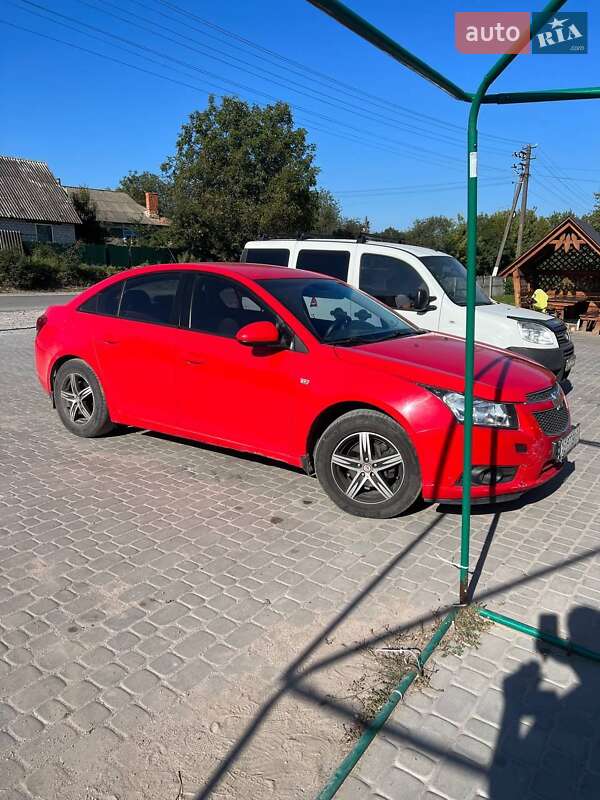 Седан Chevrolet Cruze 2010 в Виннице