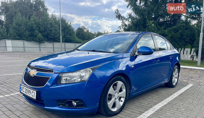 Седан Chevrolet Cruze 2011 в Луцьку
