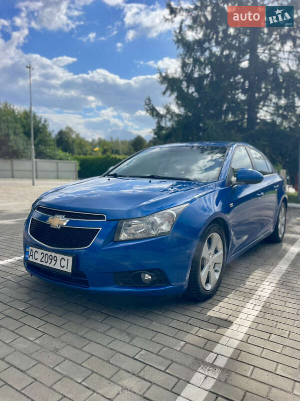 Седан Chevrolet Cruze 2011 в Луцьку