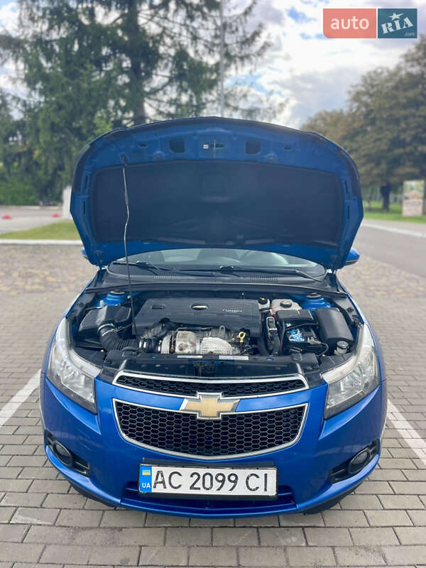 Седан Chevrolet Cruze 2011 в Луцьку